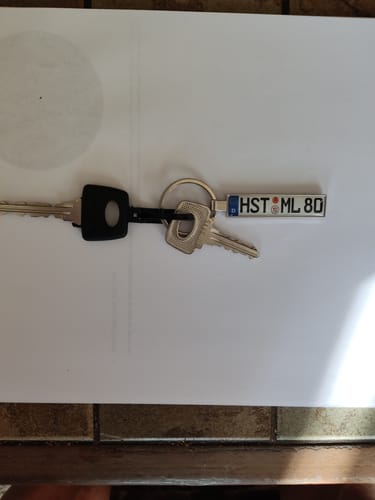 Customer photo review of Kennzeichen Schlüsselanhänger Mini Nummernschild Metall
