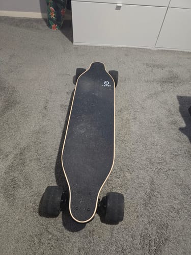 Customer photo review of Tynee® Ultra Hub Motor Electric Skateboard & Longboard