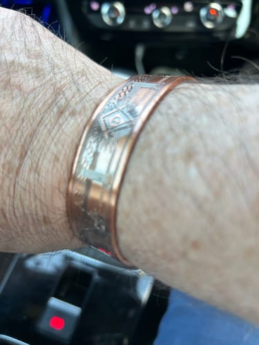 Customer photo review of MasonicMan Engraved Square and Compass Pure Copper Bracelet