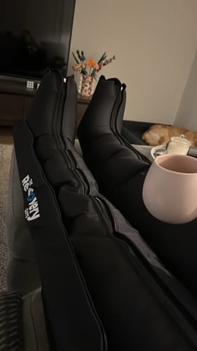 Customer photo review of RECHARGEABLE 6 Chamber Compression Boots 3.0