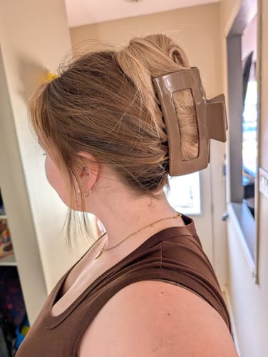 Customer photo review of XXL Dreamy Claw Clip