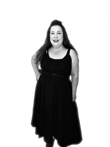 Customer photo review of Ingenue Dress in Black - Vixen by Micheline Pitt