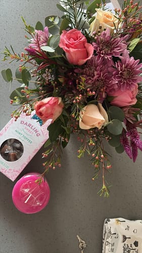 Customer photo review of Love and Light Flower Gift Set