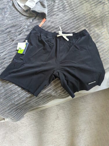Customer photo review of Mystery Boundless Short