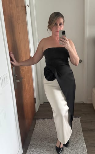 Customer photo review of Pradova Dress by Ronny Kobo - RENTAL