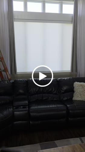 Customer video review of SmartWings Motorized Light Filtering Roller Shades 70% Blackout Safari
