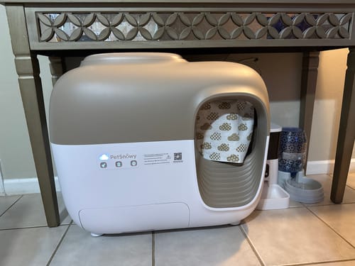 Customer photo review of Self-Cleaning Litter Box