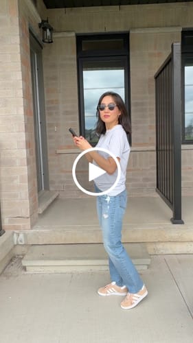 Customer video review of Everyday tee