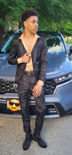 Customer photo review of Men's 3-Piece Black Rose Embroidery Shawl Lapel Wedding Suit