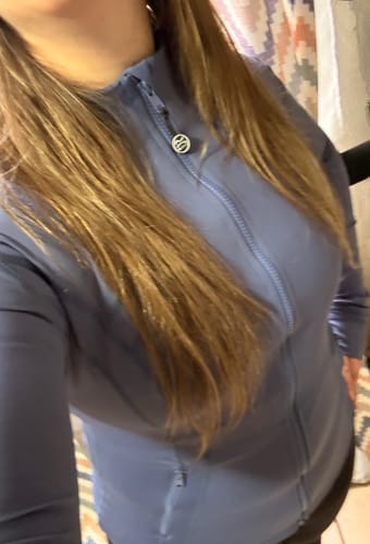 Customer photo review of Chaqueta Flexible Fit - Azul Crown