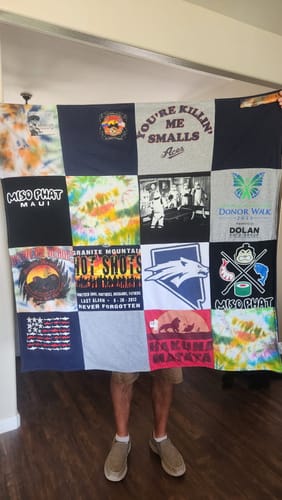 Customer photo review of Premium T Shirt Quilt