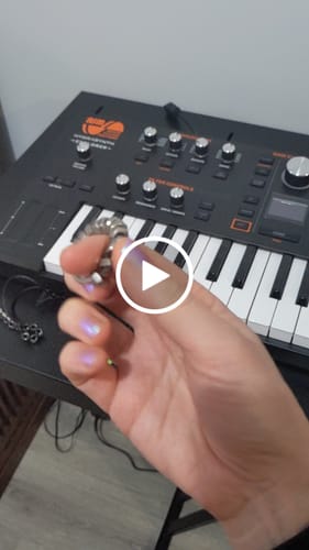 Customer video review of Hexa Fidget Range by Kaiko