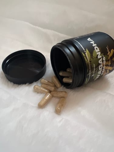 Zákaznická recenze s fotkou produktu Ashwagandha KSM-66