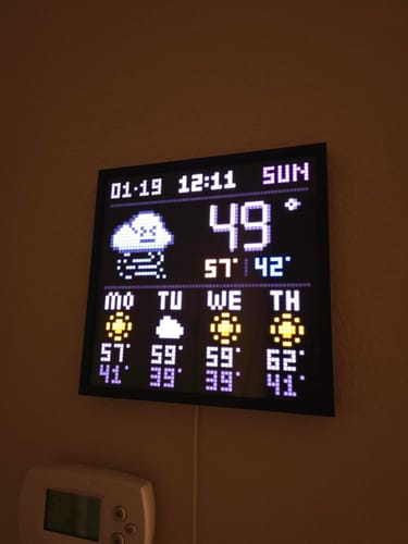Customer photo review of Divoom Pixoo-64 WiFi Pixel Art Display With A 64x64 LED Panel Gaming Deaktop Setup Girl & Boy Gift