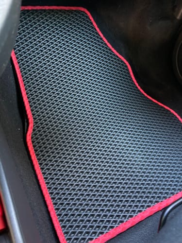 Brigitte A. review of Auto Fußmatten nach Maß - Vorne image 2 out of 2