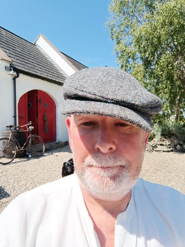Customer photo review of Daithi Cap Tweed