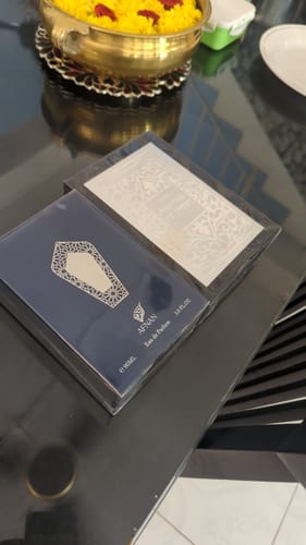 Customer photo review of Lattafa Khamrah Qahwa Eau De Parfum For Unisex