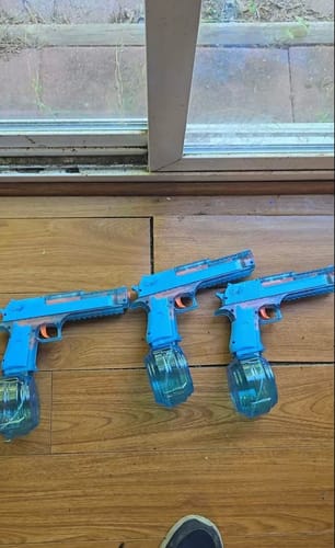 Customer photo review of Electric Water Blaster with LED Lights