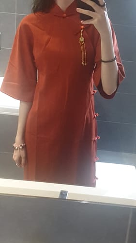 Customer photo review of Dou Kou 豆蔻 Cardamom Republic of China Striped Cotton & Linen Bell Sleeve Qipao