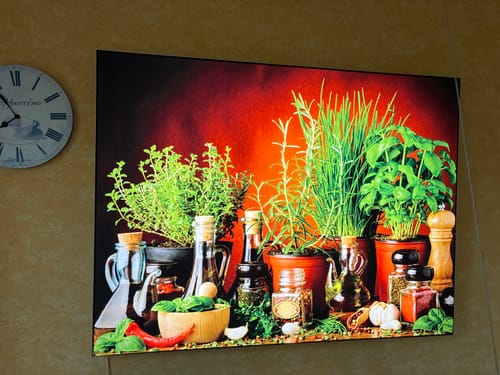 Customer photo review of Canvalight® Leuchtbild | Stillleben mit mediterranen Kräutern | Querformat