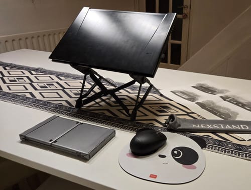 Customer photo review of Nexstand K1 Carbon Fiber Laptop Stand