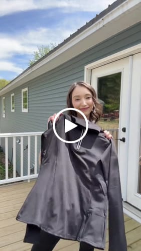 Customer video review of Ladies cropped hoodie
