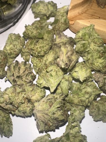 Customer photo review of Gorilla Glue Greenhouse THCA