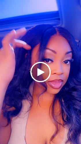 Customer video review of CurlyMe Pre-bleached Kinky Straight Hair Wear Go Glueless Wig 7x5 Pre-cut HD Lace Pre-plucked