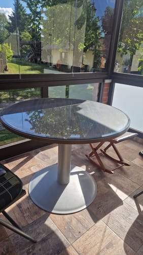 Customer photo review of Glasplatte Tisch Sicherheitsglas für Esstisch, Gartentisch, Weinfass - Rund