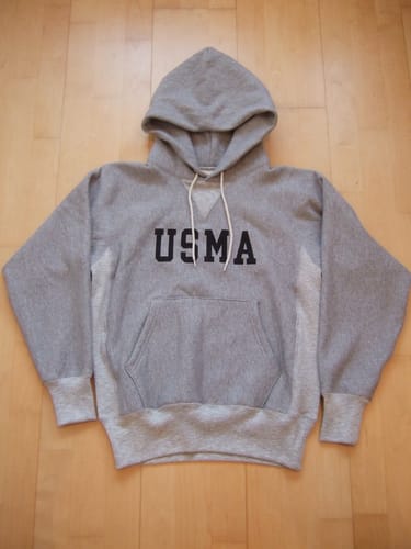 Customer photo review of USMA Reverse Weave Hoodie