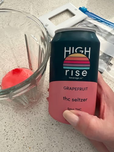 Customer photo review of Grapefruit D9 THC Seltzer