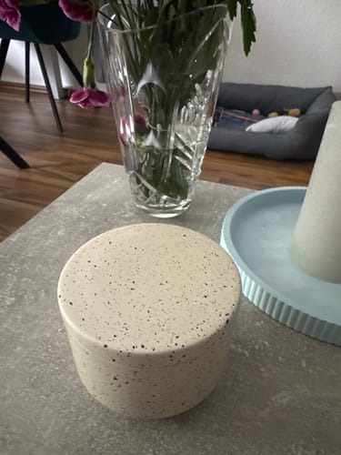 Emily L. review of Gratis Keramik Behälter image 1 out of 1