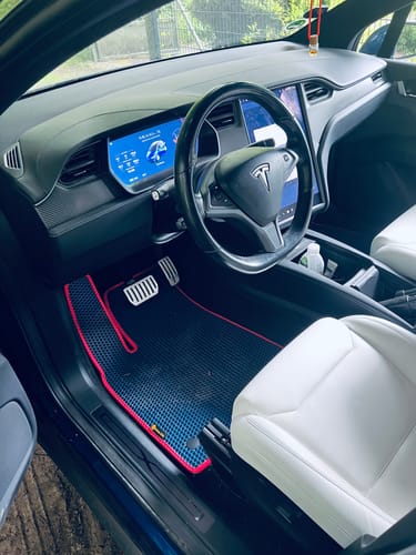 Michael W. review of E-Auto Fußmatten nach Maß - Kofferraumwanne image 3 out of 4