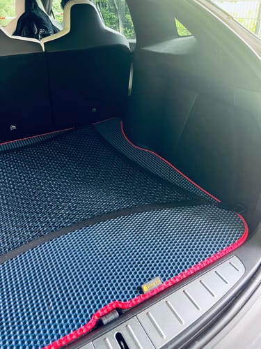 Michael W. review of E-Auto Fußmatten nach Maß - Kofferraumwanne image 4 out of 4