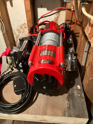 Customer photo review of Stealth 4,500lb 12v Electric Winch - Steel Rope