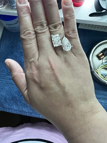 Customer photo review of Custom Order - Bespoke Toi et Moi setting With Pear (15.61 x 9.20 x 6.01 mm) and Radiant (12.35 x 8.50 x 5.79 mm) stones