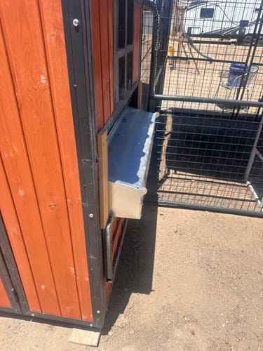Customer photo review of Medium (34") Reversible Rollout Nest Box (Up to 32 Hens)