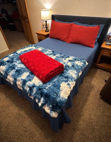 Customer photo review of The Skydiver Blanket- RTS