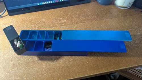 Customer photo review of Weekly AM-PM Vitamin Case 2.0