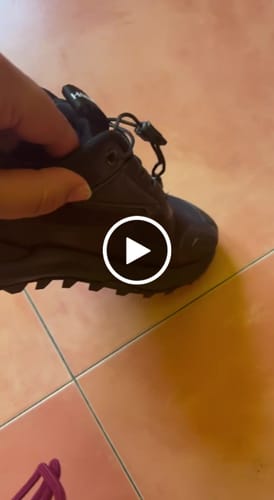 Customer video review of Stratus - Zapatos De Punta Ancha
