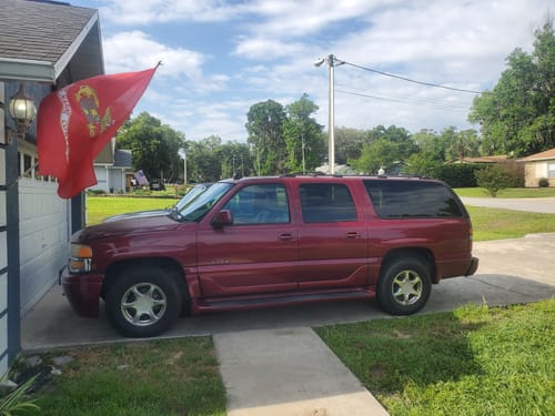 Customer photo review of 2000-2006 GMC Yukon 4 Wheel Air Suspension Conversion Kit (GC14F)