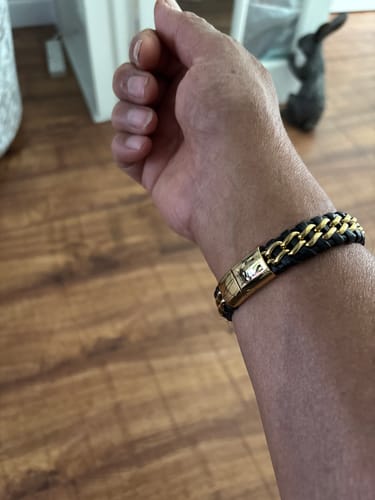 Customer photo review of Lederarmband "Steel"