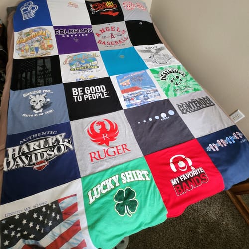 Karen M. review of Premium T Shirt Quilt image 1 out of 1