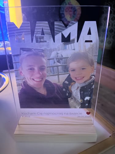 Customer photo review of Personalizowana Tabliczka "MAMA – z miłością w kadrze"