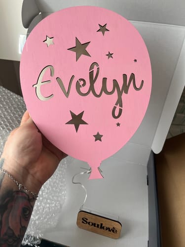 Customer photo review of Lampada Palloncino a Parete con Nome Personalizzato