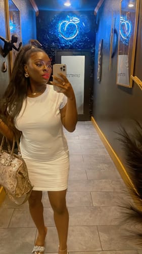 Customer photo review of CurlyMe 3 In 1 Half Wig Kinky Straight Glueless Install Half Wig With Drawstring Beginner Friendly