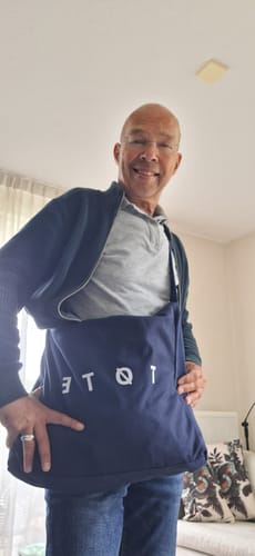 Customer photo review of Navy Blue TØTE Bag