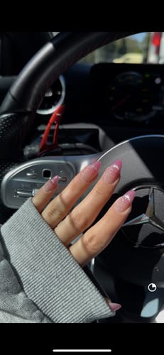 Customer photo review of Rosy Dew Almond Nails - XCOATPRESS