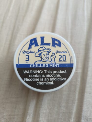 Customer photo review of Chilled Mint Nicotine Pouches