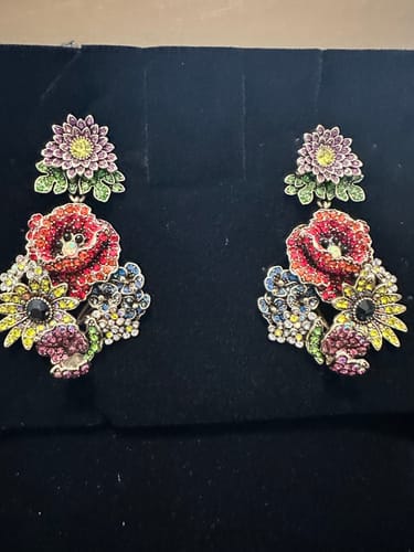 Customer photo review of Heidi Daus®"Wildflower Garden" Crystal & Enamel Floral Dangle Earrings